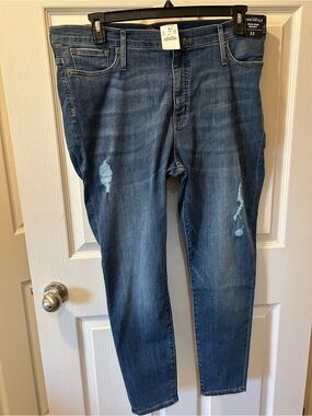 J. Crew Mercantile Size 33 High-Rise Skinny Distressed Blue Jeans Ankle NWT